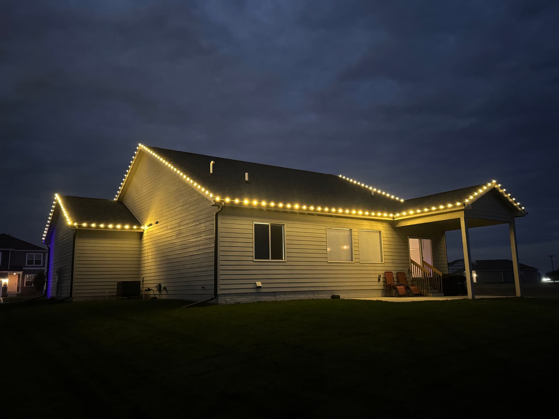 Gallery photos for Warm White C9 Christmas Light Installation in Altoona Iowa: Image #1