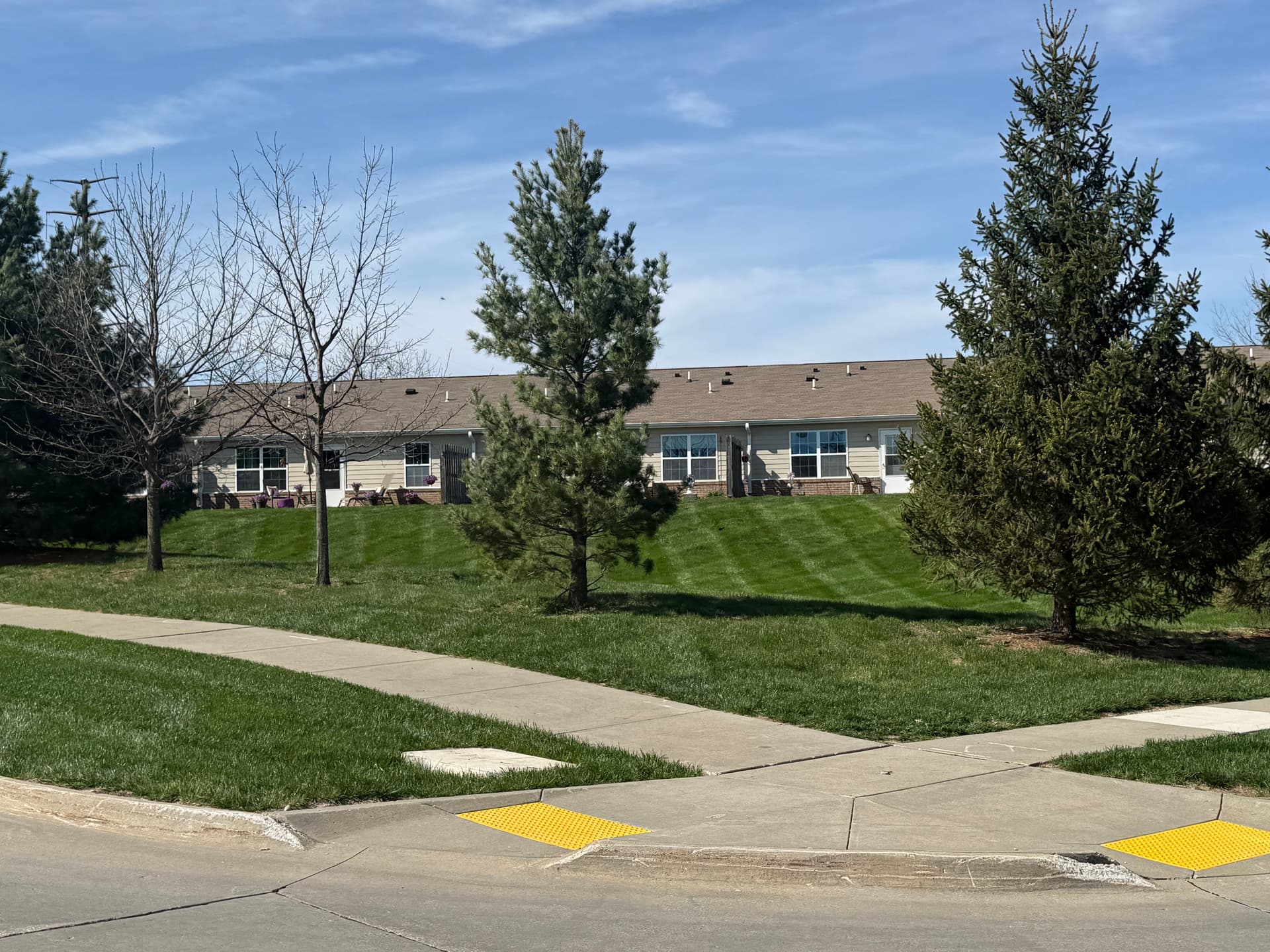 HOA Lawn Mowing Done Right Across 78 Homes image
