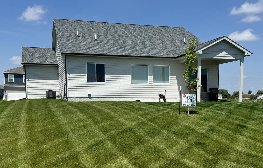 5 Easy Lawn Care Tips for Altoona Homeowners This Spring image