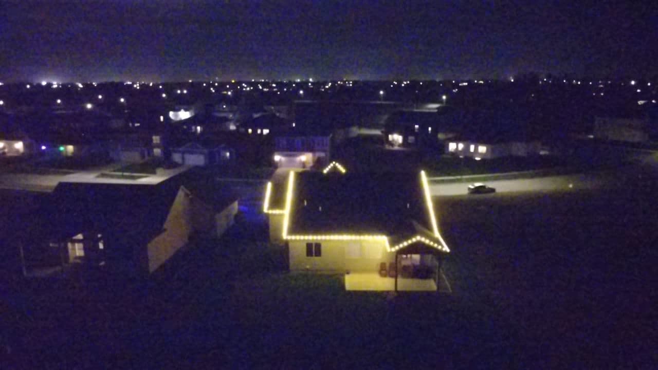 Gallery photos for Warm White C9 Christmas Light Installation in Altoona Iowa: Image #2