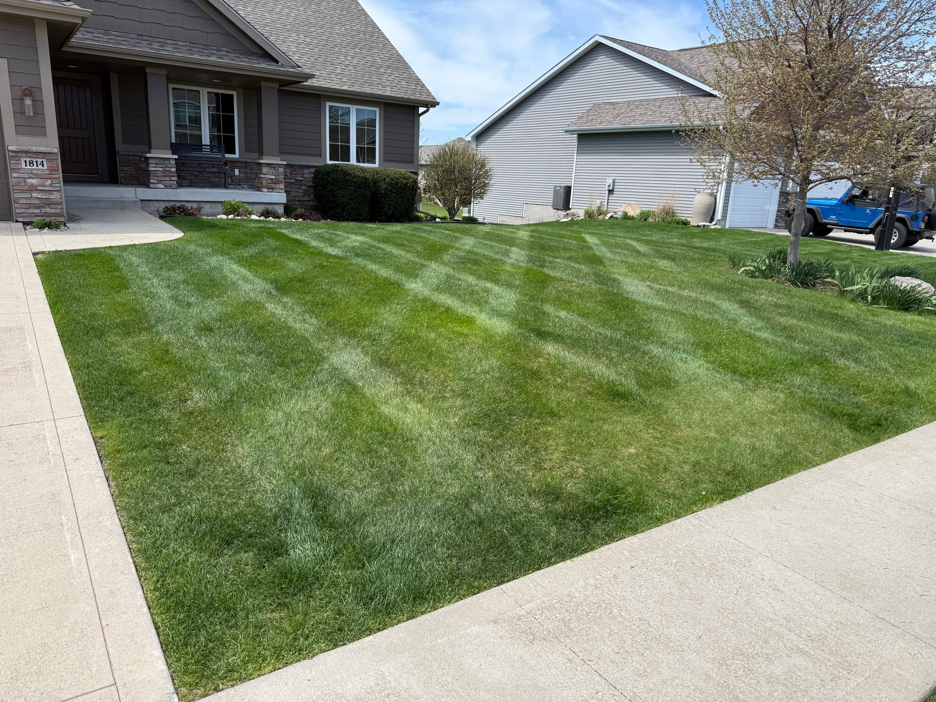 Lawn Stripe Patterns Done Right in Altoona image