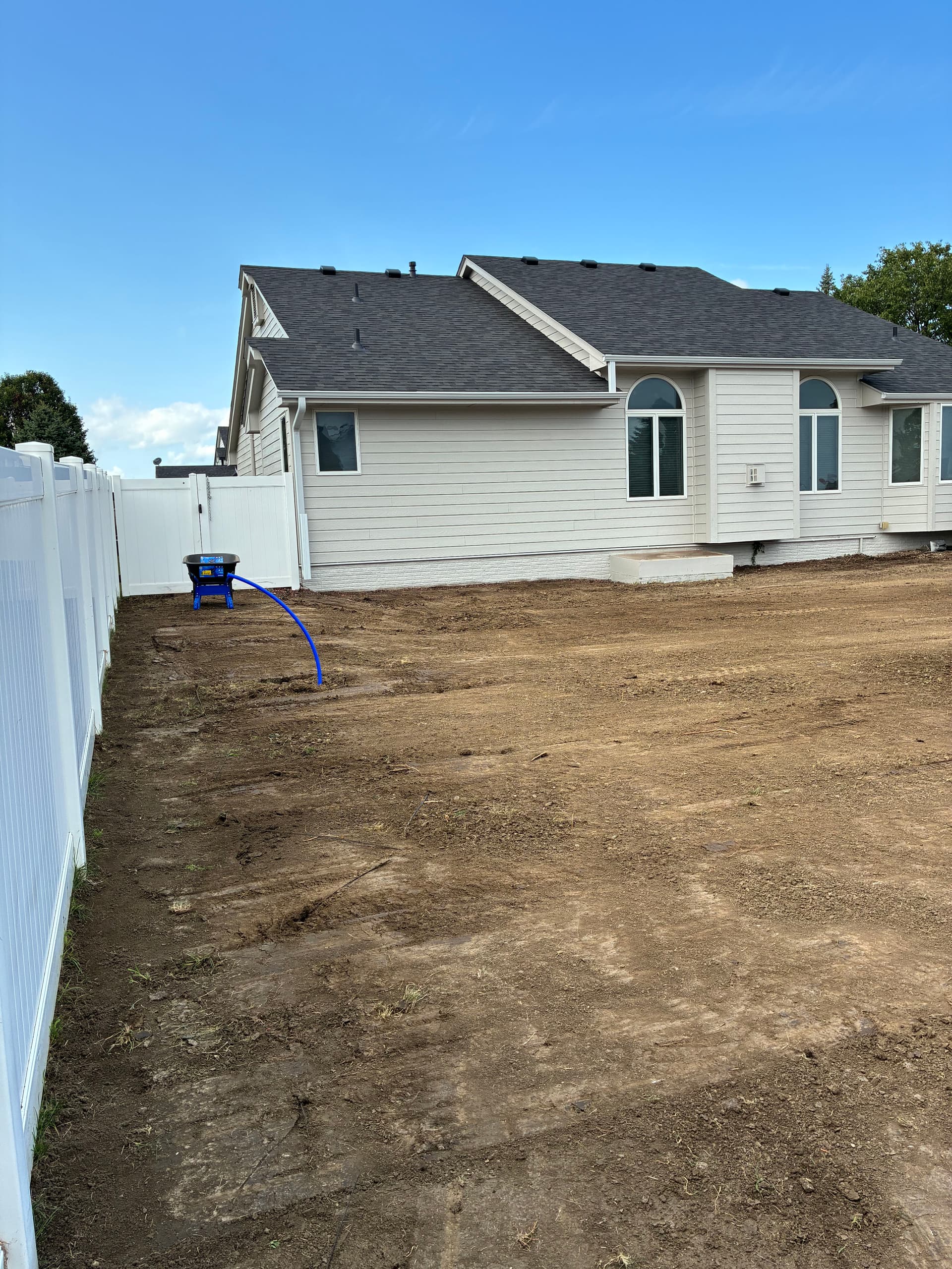 Gallery photos for Backyard Stripped, Graded, and Ready for Fresh Black Dirt: Image #3