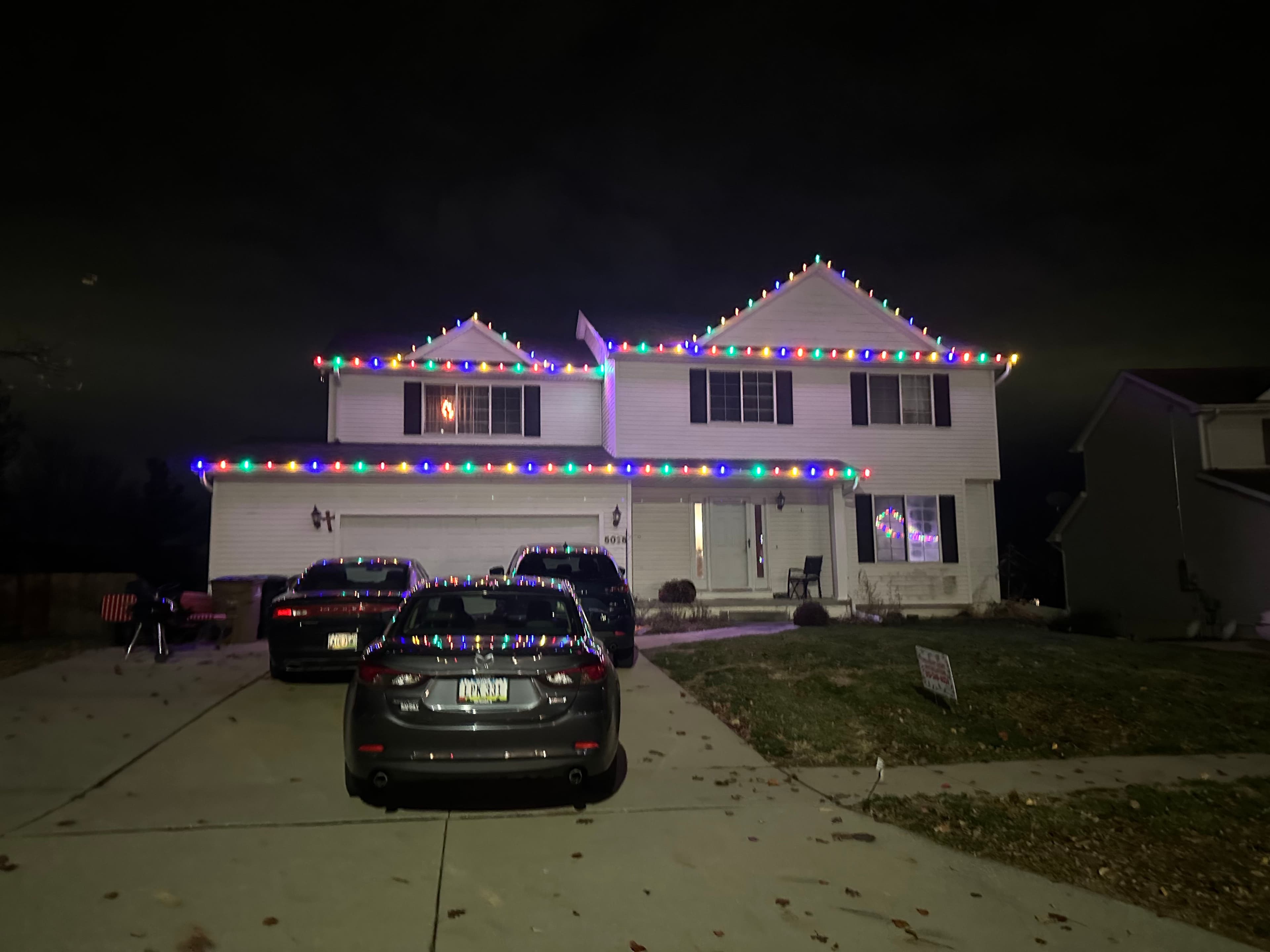 Project Multicolor C9 Christmas Lights on a West Des Moines Two-Story image