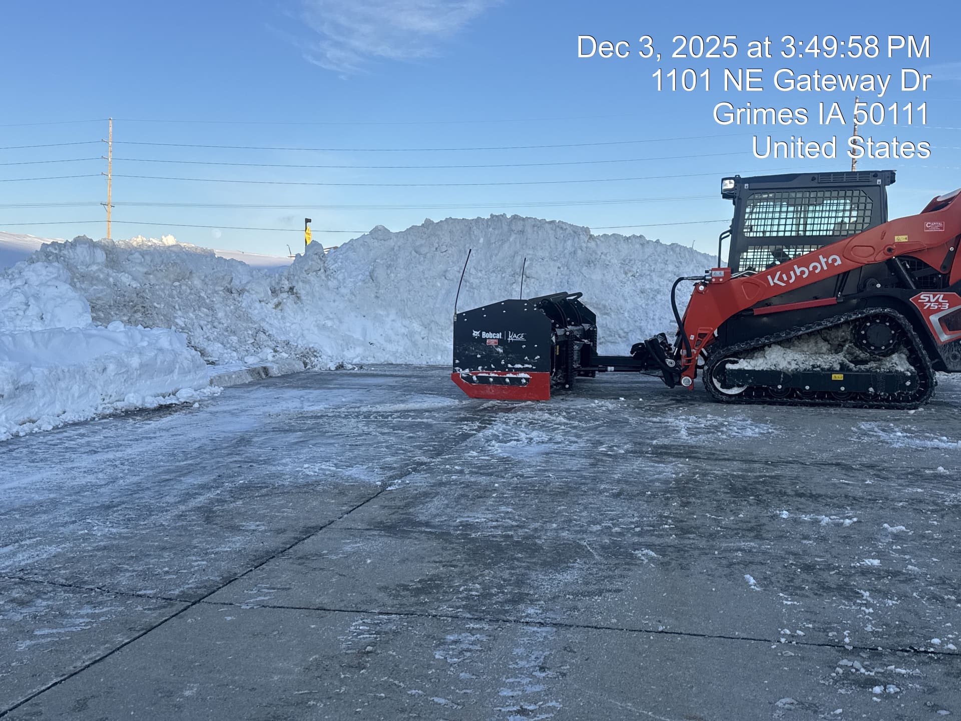 Wind Drift Snow Removal at a Grimes Commercial Property image