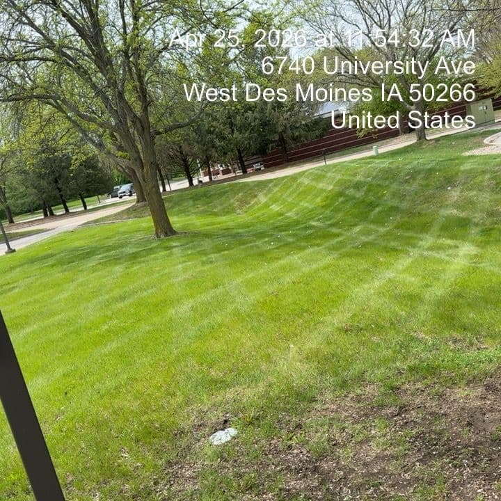 Gallery photos for Double Cut Lawn Mowing Brings West Des Moines Green Space Back in Line: Image #1
