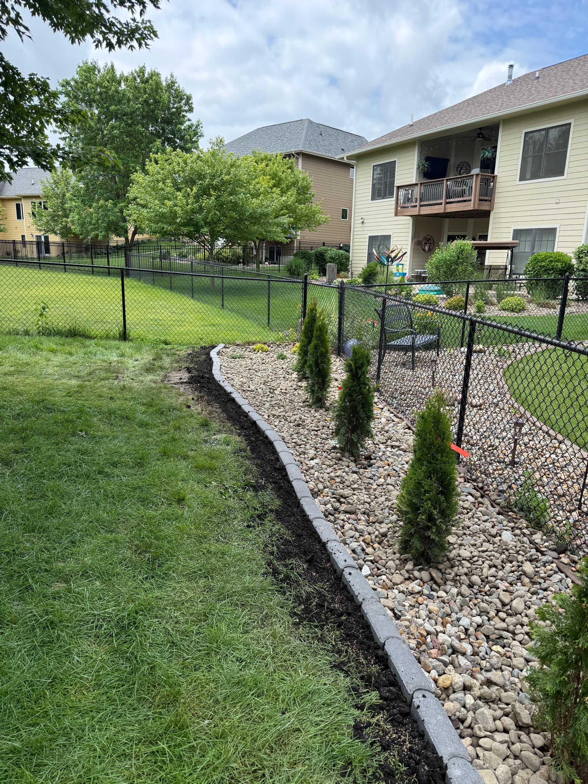 Gallery photos for Urbandale Backyard Gets Fresh Beds, Rock and New Plantings: Image #4