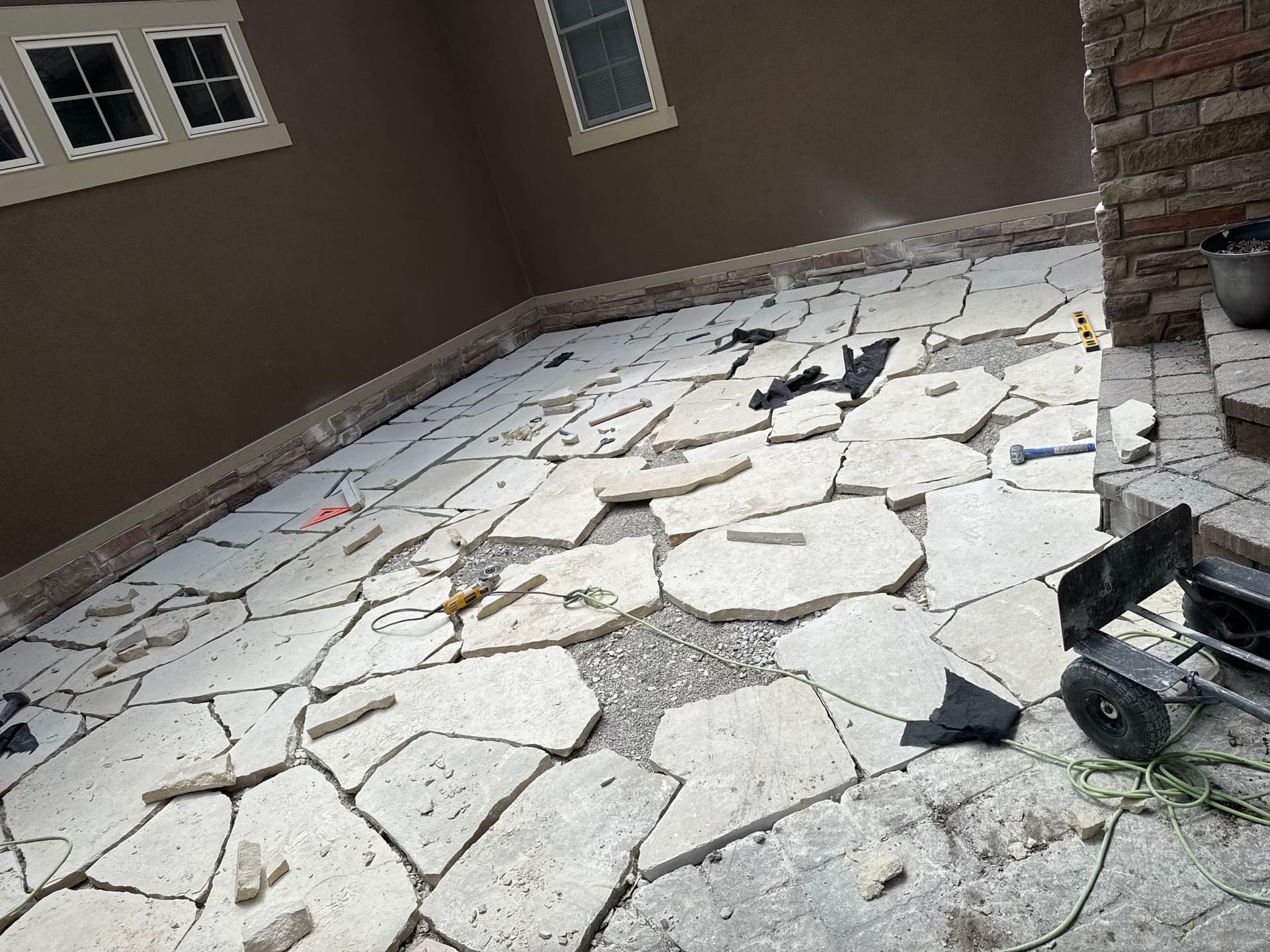 Gallery photos for A Challenging Flagstone Patio Build That Came Together: Image #4
