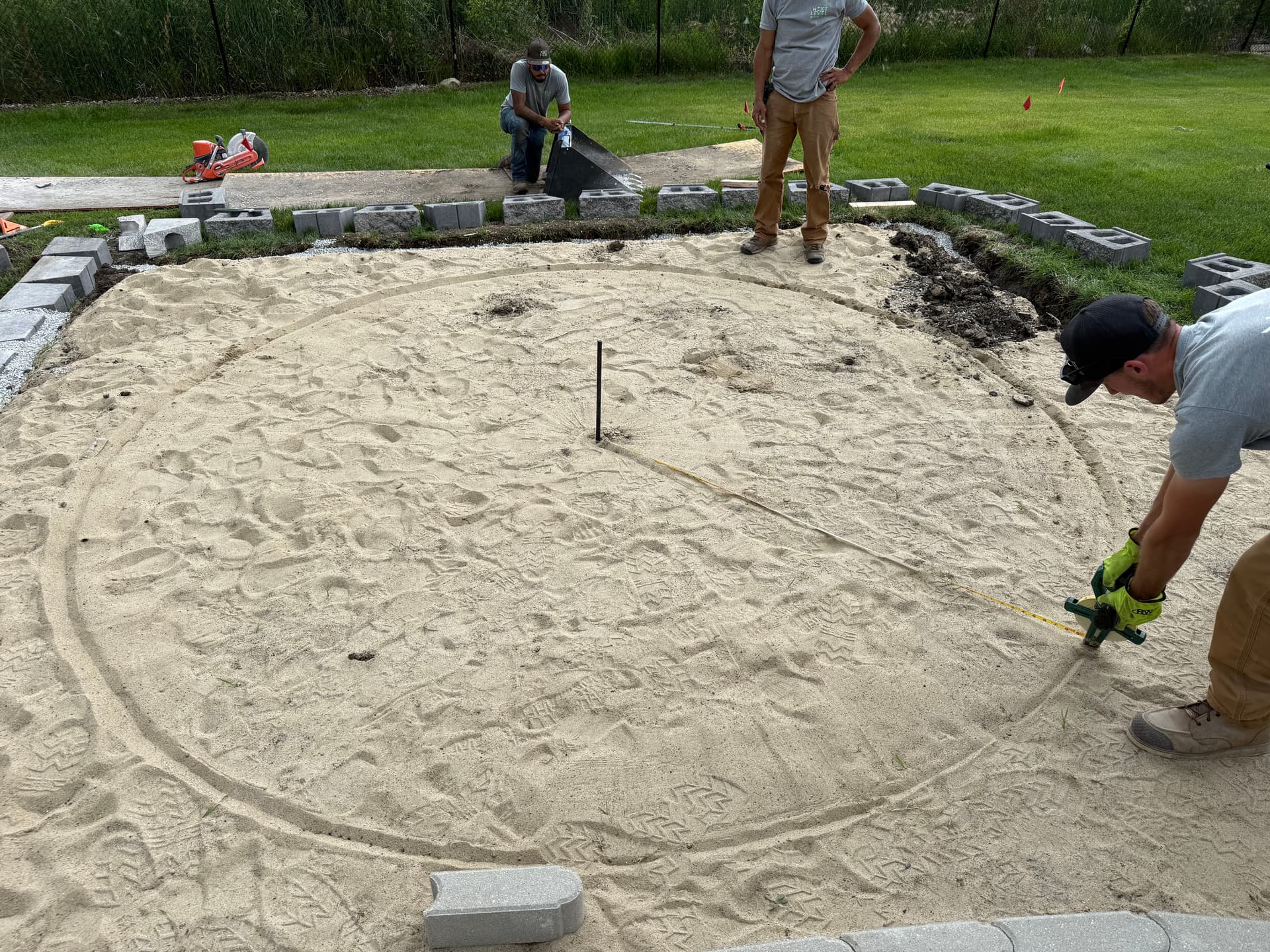 Gallery photos for Pool Pad Build With Canyon Block Retaining Wall and Flagstone Path: Image #2